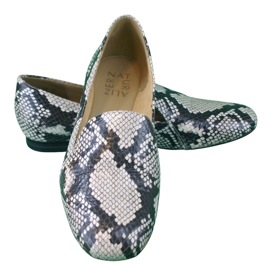Naturalizer‎ Womens 6M Snake Print Loafers Black White Python Almond Toe Flats